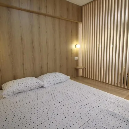 Appartamento B&k Elegant Studio! Your Beachfront Escape!