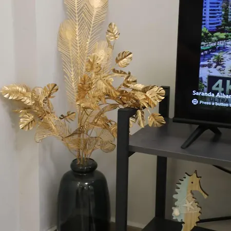 B&k Elegant Studio! Your Beachfront Escape! Sarandë
