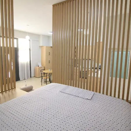 B&k Elegant Studio! Your Beachfront Escape!