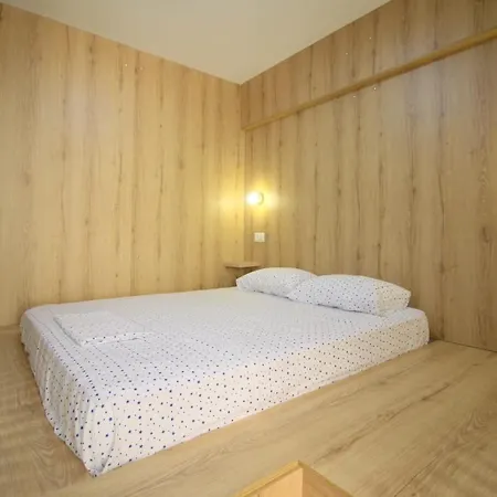 Apartment B&k Elegant Studio! Your Beachfront Escape! Sarande